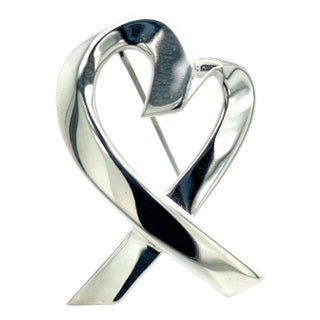 1990s Tiffany & Co Heart Brooch Pin Sterling Silver Estate For Sale