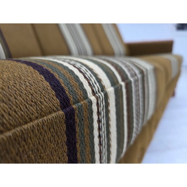 1970s Danish 3-Seater Sofa in Furniture Wool and Oak Wood, 1970s For Sale - Image 5 of 17