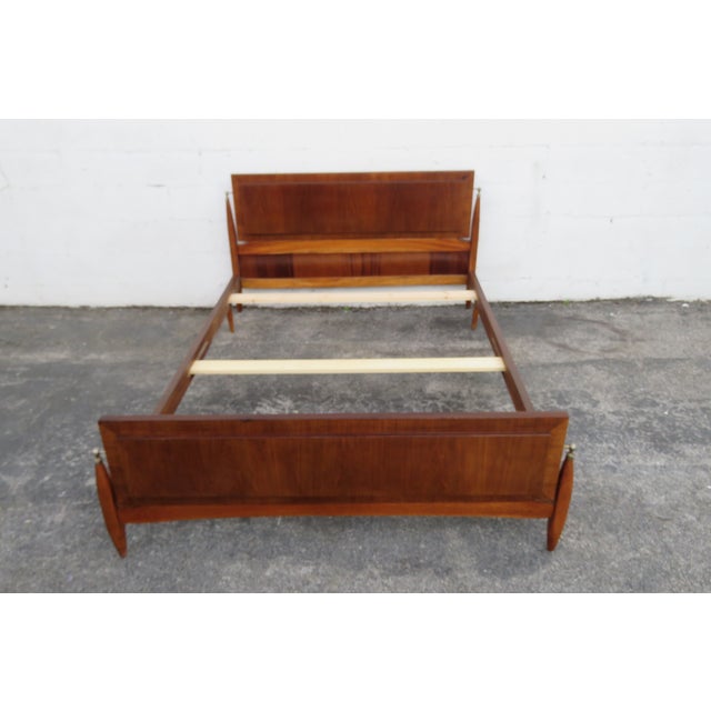 Mid Century Modern Full Size Bed 6228 For Sale - Image 10 of 18