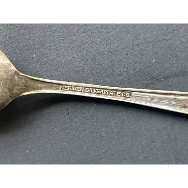 Meriden Silver Plate Co. Vintage Meriden Silver Plate Serving Set – First Lady Pattern Utensils For Sale - Image 4 of 4