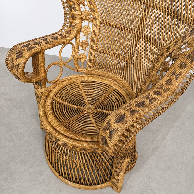 Vintage Peacock Chair in Woven Rattan and Wicker, 1970s For Sale - Image 6 of 7