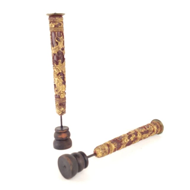 Early 19th Century Pair of Chinese Giltwood Candle Stands, Circa 1830 For Sale - Image 5 of 10