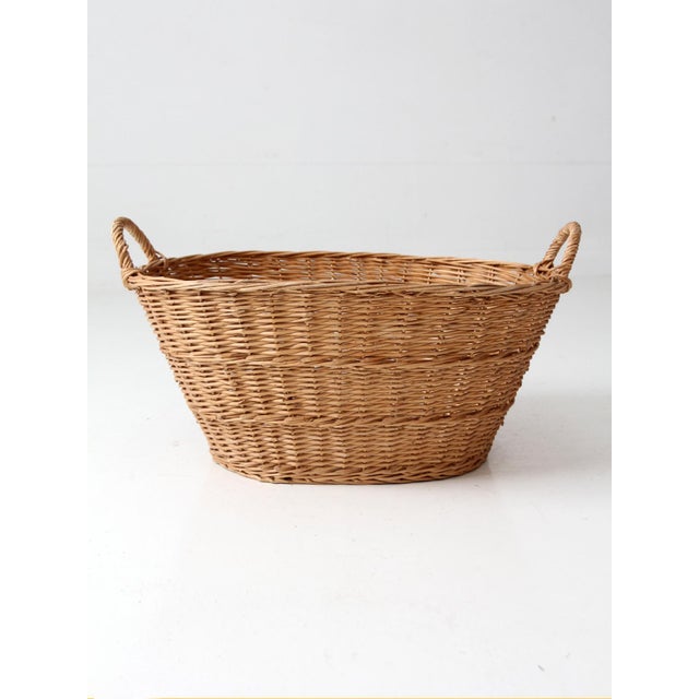 Early 20th Century Antique French Country Wicker Laundry Basket For Sale - Image 5 of 14