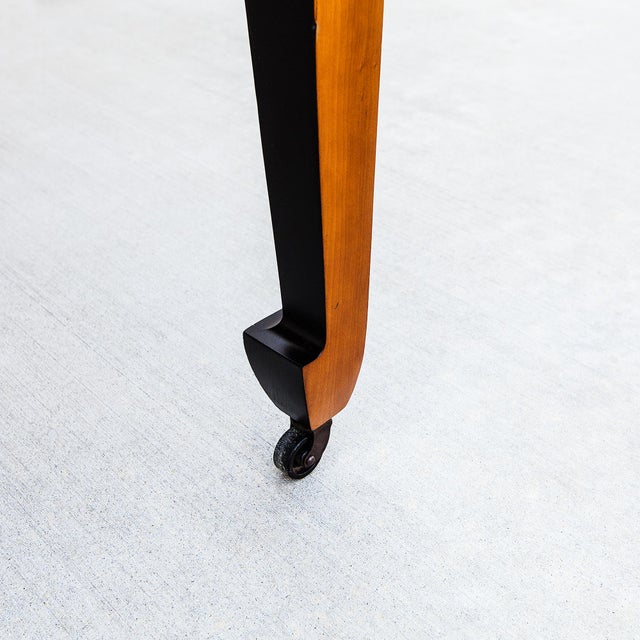1970s Restored Michael Taylor for Baker Walnut & Black Lacquer Extension Dining Table For Sale In Los Angeles - Image 6 of 18