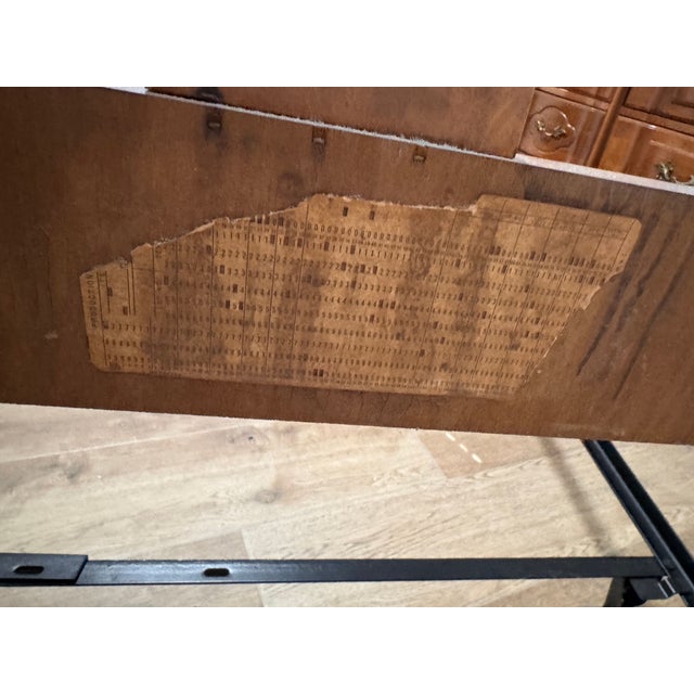 Brown Bernhardt French Provincial Queen Headboard Bed Frame, C. 1960s–1970s For Sale - Image 8 of 9