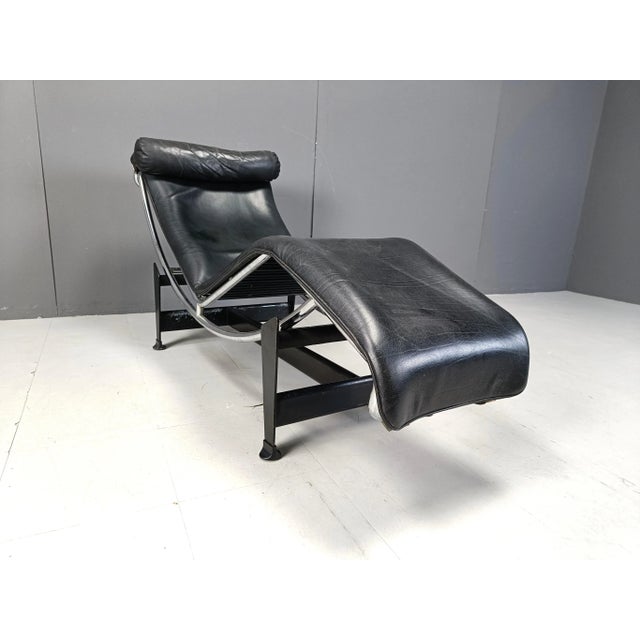Cassina Vintage Lc4 Chaise Longue by Le Corbusier for Cassina, 1970s For Sale - Image 4 of 12
