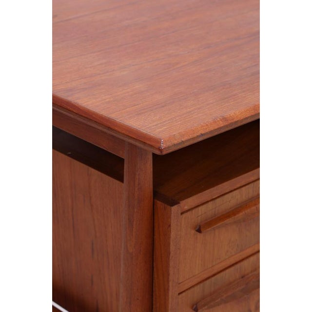 Vintage Teak Desk by Gunner Nielsen for Tibergaard, 1960s For Sale - Image 10 of 18