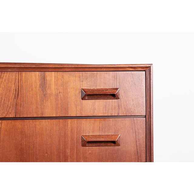 Danish Teak Chest of Drawers by Borge Mogensen for Søborg Mobelfabrik, 1960s For Sale - Image 3 of 18