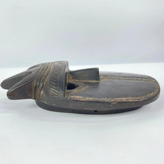 Early 20th Century Toma Wood Mask Landai Guinea For Sale - Image 4 of 7