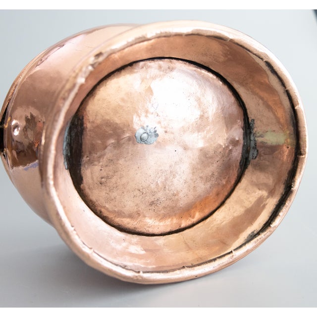 Copper Large 19th Century French Polished Copper Oval Wine Cooler Champagne Bucket Jardiniere Centerpiece For Sale - Image 8 of 10