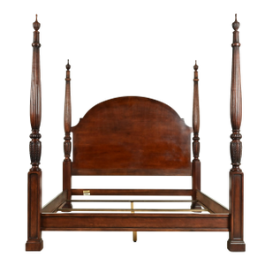 Henredon Georgian Carved Cherry Wood King Size Poster Bed