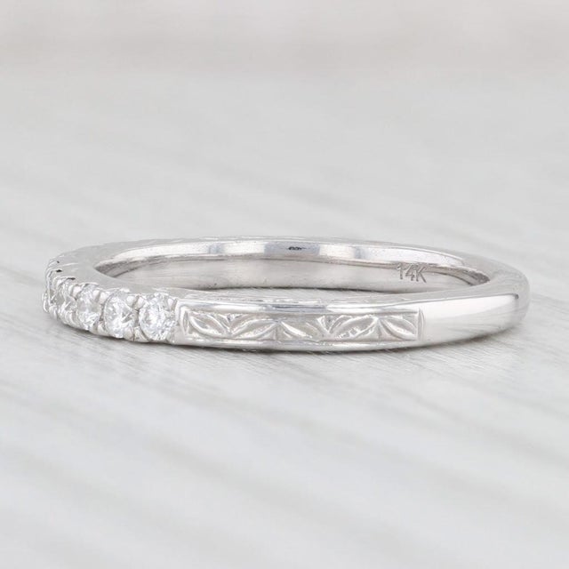 Modern New 0.33ctw Diamond Wedding Band 14k White Gold Sz 6.5 Stackable Ring Art Carved For Sale - Image 3 of 9