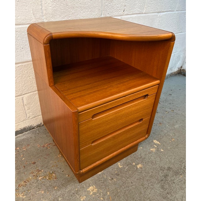 Mid-Century Teak Nightstand by Sun Cabinet For Sale - Image 15 of 16
