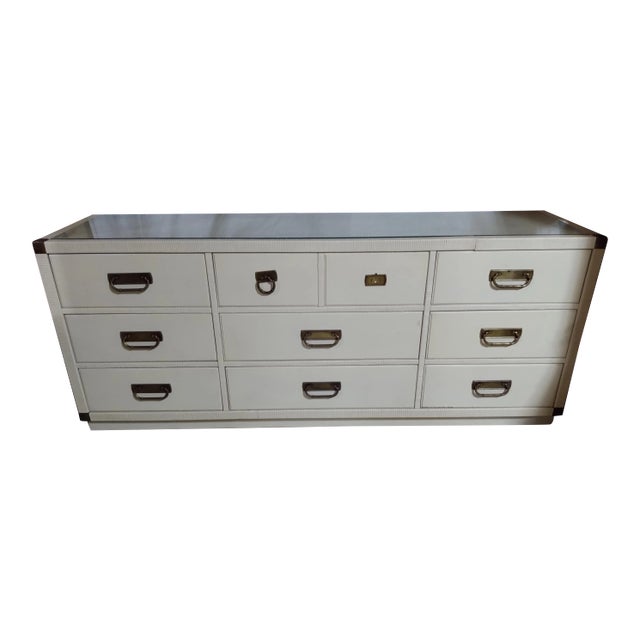 Vintage Wicker Steal Quality Drexel Mid-Century Modern Natural Rattan & Solid Wood Modern Aged White Lacquered Dresser Glass Style Near Tommy Bahama For Sale