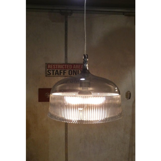 The classic glass crystal, extracted from the original scale, in an inverted position and with a fixed element on the top,...