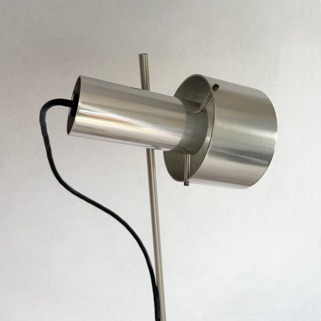 1960s Model FA1 Floor Lamp in Polished Aluminium by Peter Nelson for Architectural Lighting LTD., 1967 For Sale - Image 5 of 12