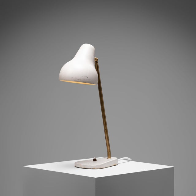 Designed by vilhelm lauritzen in 1938 and produced by louis poulsen, the vl38 is one of the most enduring examples of...