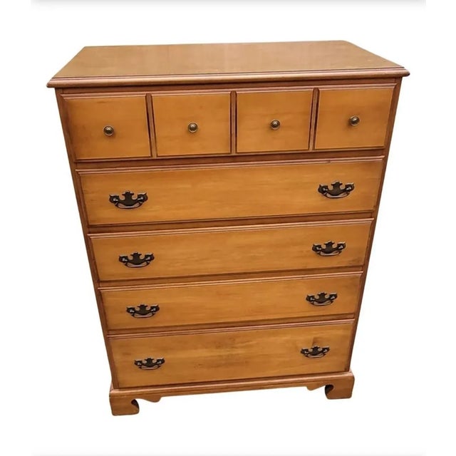 Beautiful set of Stanley's Distinctive Furniture Collection Maple Chest of Drawers. Properly functioning drawers with...