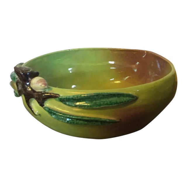 Early 20th Century Chinese Export Pottery Mango Form Fruit Bowl For Sale