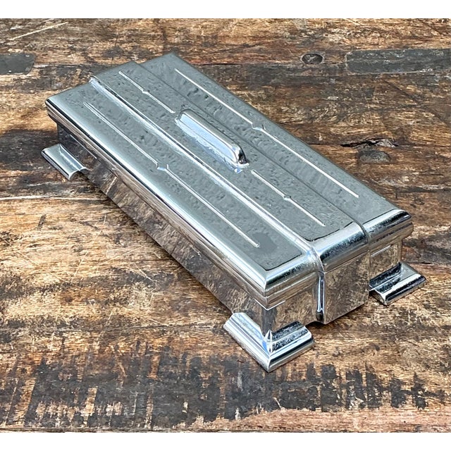 Early 20th Century Vintage Deco Metal Lidded Box For Sale - Image 5 of 12