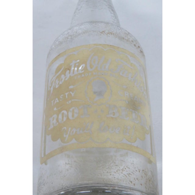 Frostie Old Fashion Empty Root Beer Bottle 12oz Clear Glass 1950s Soda Pop 4867b For Sale - Image 10 of 16
