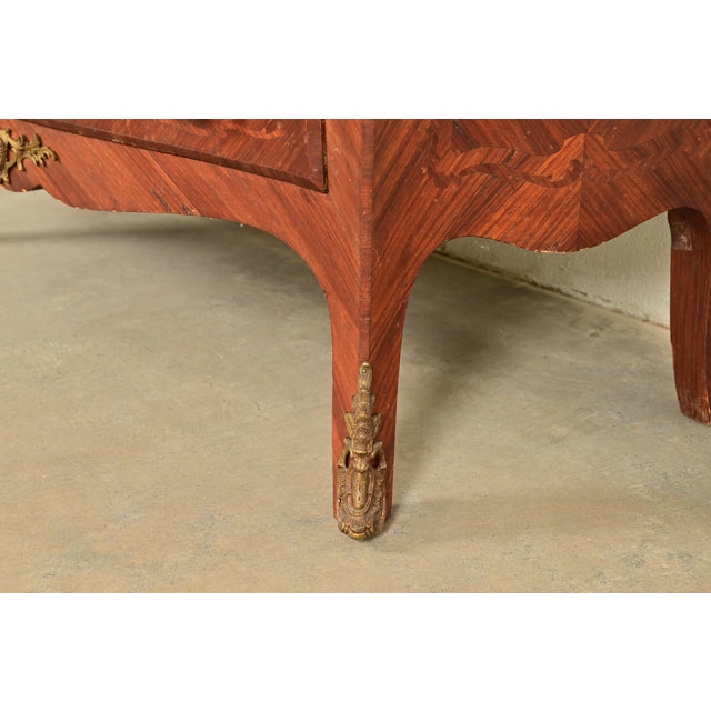 Paul Sormani Style Antique French Provincial Louis XV Kingwood Inlaid Marquetry Marble Top Commode With Mounted Ormolu | Circa 1920s For Sale - Image 12 of 17