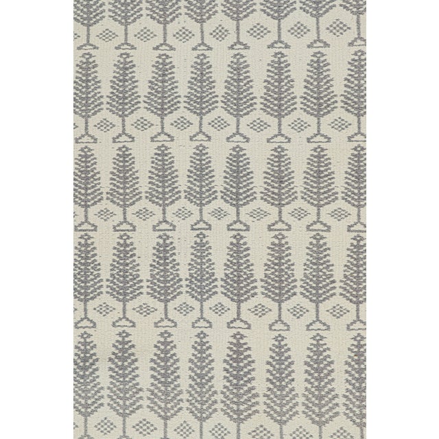 Tribal Rug & Kilim’s Zilu Style Kilim in White With Gray Floral Pattern For Sale - Image 3 of 7