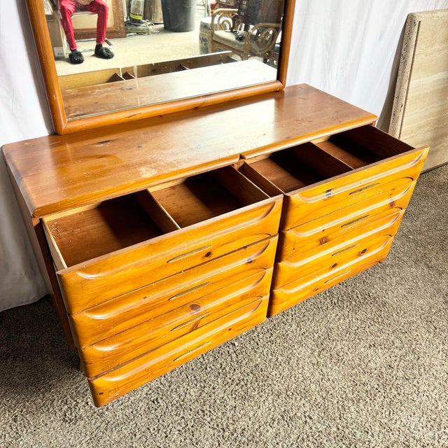 Mid-Century Modern Mid Century Modern Sculptured Pine Dresser With Mirror by Franklin Shockey Co For Sale - Image 3 of 10