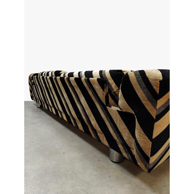 Mid-Century Diplomat Lounge Sofa from Howard Keith, 1970s For Sale - Image 6 of 7