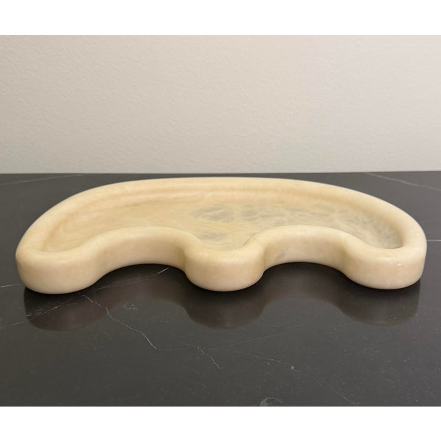 Global Views Ashley Childers Amera Alabaster Tray in Sand For Sale - Image 4 of 12