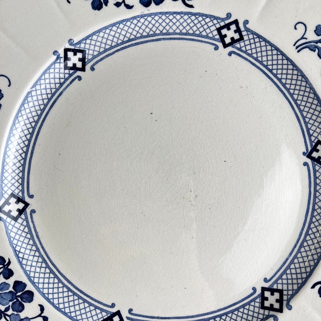 Round Jane Model Platter from KG Lunéville, 1890s For Sale - Image 10 of 12