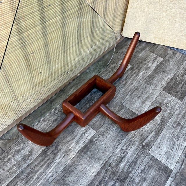 Mid-Century Modern Adrian Pearsall Style Glass Top Coffee Table. Circa 1960s For Sale - Image 13 of 18