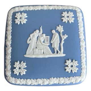 Mid to Late 20th Century Vintage Wedgwood Blue Jasperware Square Trinket Box For Sale