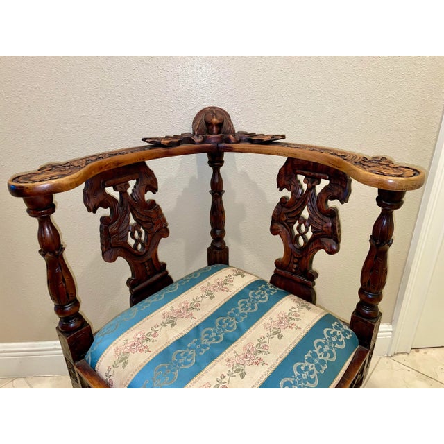 Late 20th Century Renaissance Style Walnut Corner Chair For Sale - Image 4 of 12