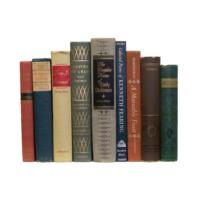 Distinguish any space with our Vintage American Classics SubjectPak. One linear foot of authentic curated American...