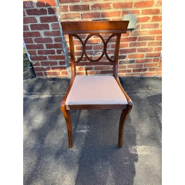 English Mid 20th Century Set of 4 Tell City Duncan Phyfe Style Mahogany & Upholstered Dining Chairs For Sale - Image 3 of 15