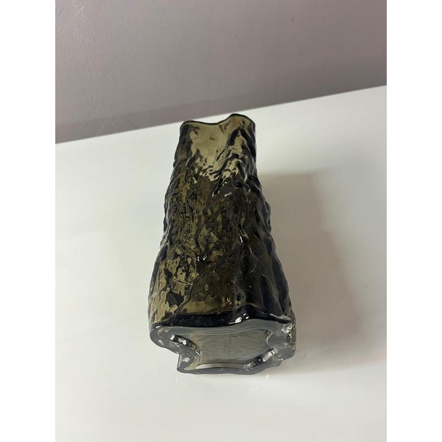 Bark Vase in Grey Glass by Margit Brandt For Sale - Image 5 of 11