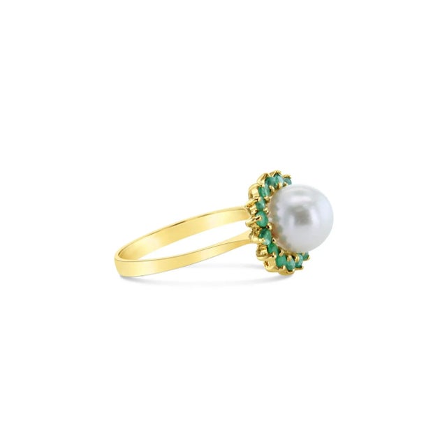 Contemporary Pearl & Emerald Halo Ring 14k Yellow Gold, Size 5 For Sale - Image 3 of 5