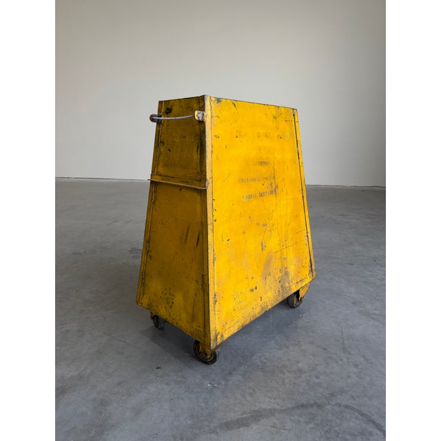 Vintage Industrial Yellow Metal Rolling Cabinet Cart For Sale In Tampa - Image 6 of 12