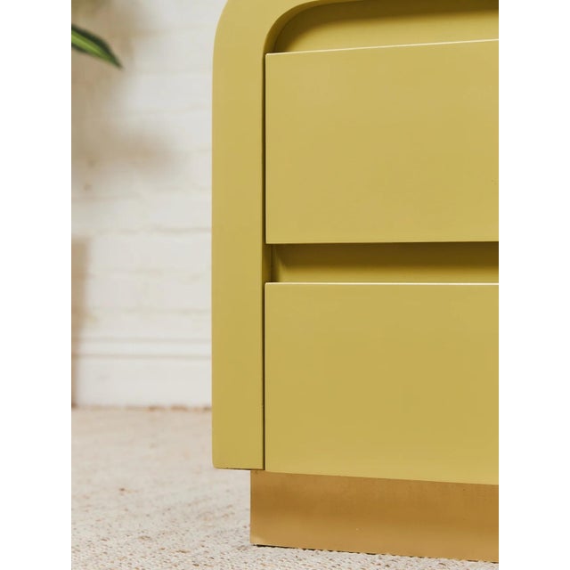 Mid 20th Century Yellow Sunshine Pair of Nightstands For Sale - Image 11 of 12