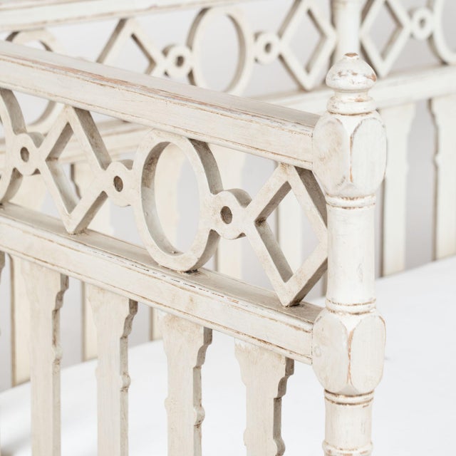 19th Century Swedish Gustavian White Painted Pine Bench Settee With Slat Back For Sale - Image 4 of 13