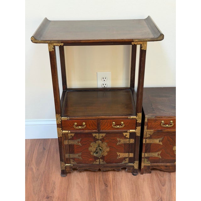 Vintage Pagoda Style Wood Display Cabinets Set, 3 Pieces For Sale - Image 4 of 18