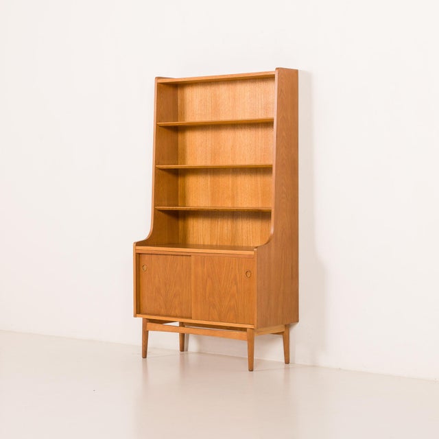 Vintage Oak Bookcase by Johannes Sorth for Nexo, 1960s For Sale - Image 4 of 16