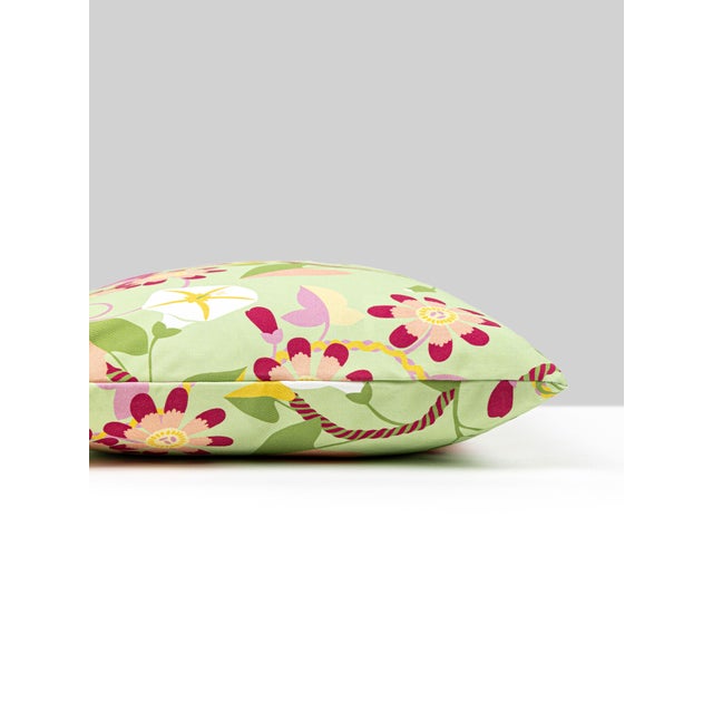 Breathing new life into the Hinson signature look, Morning Glory features a flat, graphic print in 4 fresh colorways. This...