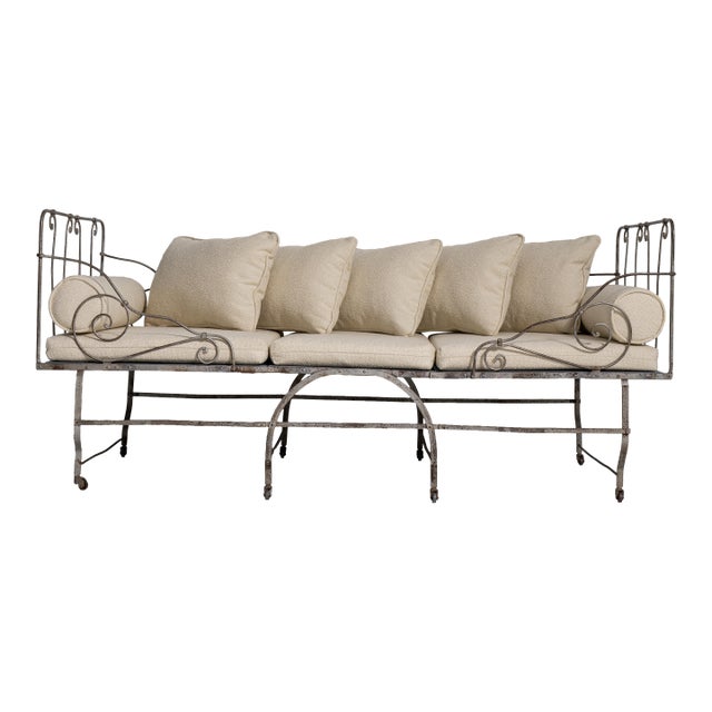 Early 20th Century French Wrought Iron Daybed With Cushions For Sale