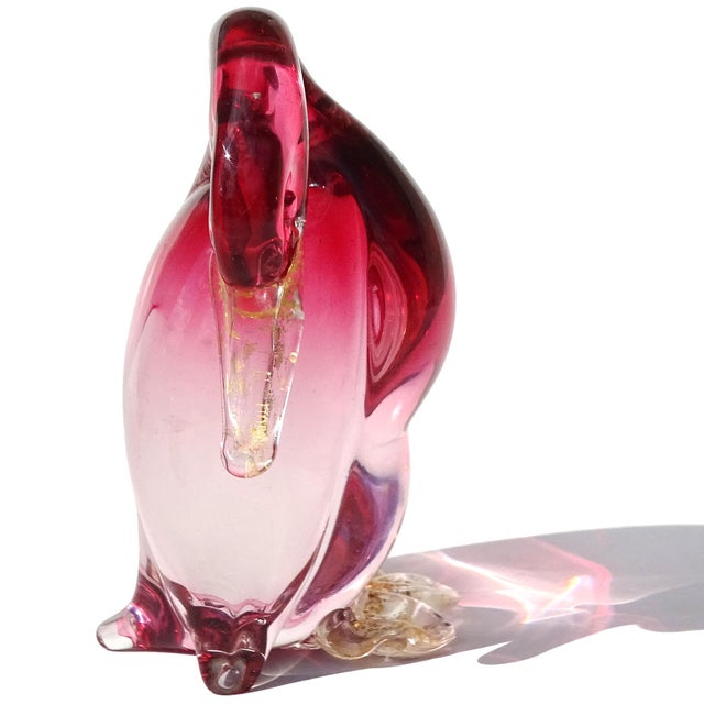 Mid-Century Modern Murano Sommerso Dark to Clear Pink Body Gold Flecks Accents Italian Art Glass Bird Sculpture Figurine For Sale - Image 3 of 8
