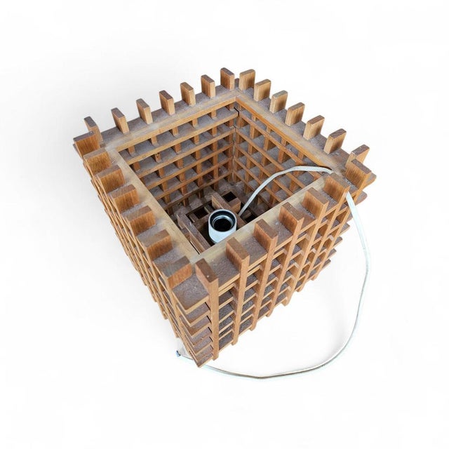 Mid-Century Modern Wood Cube Table Lamp, Italy, 1960s For Sale - Image 3 of 10