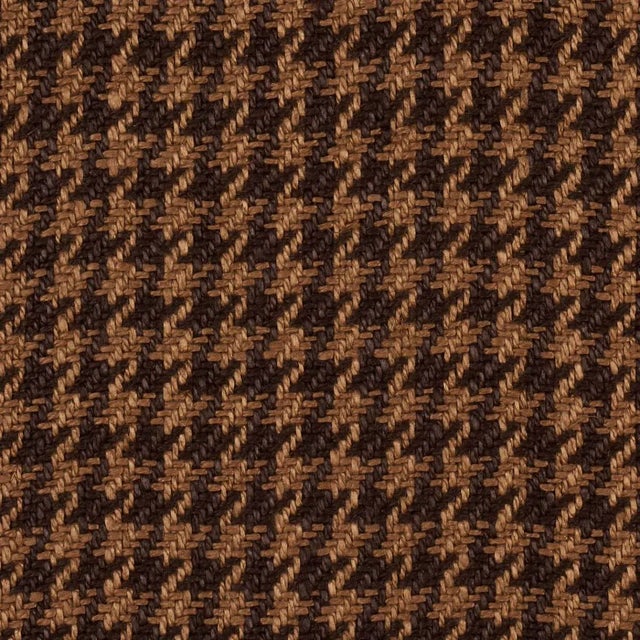 A handsome scaled-up interpretation of a classic menswear pattern, Lotti Linen Houndstooth is a tonal woven check with a...