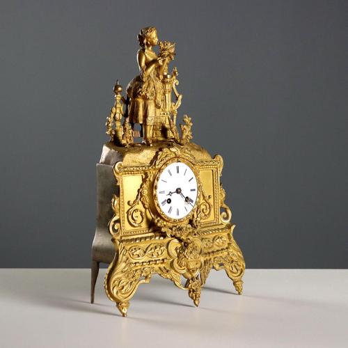 French Mantelpiece Clock in Gilded Bronze For Sale - Image 10 of 10