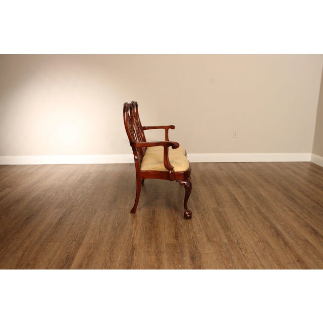 Late 20th Century Late 20th Century Chippendale Style Carved Mahogany Settee For Sale - Image 5 of 12